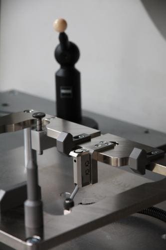 Sensor de temperatura DIN con carcasa acero foto del producto Side View L